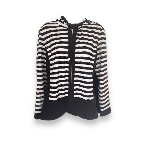 Zenergy By Chico’s - Picture 1 of 7